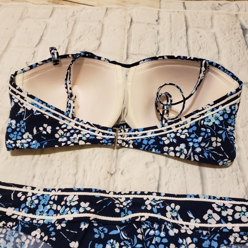 Lands End 2 pc size 10 - Picture 3 of 8